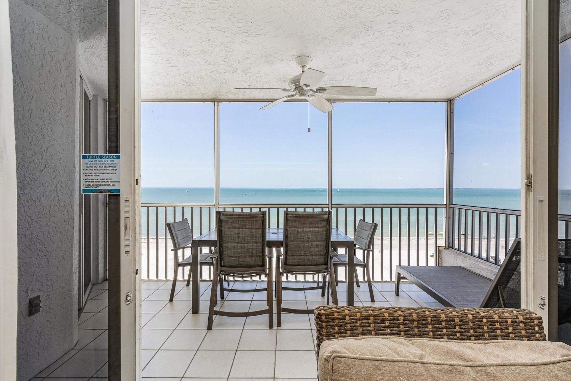 Fantastic Gulf Front Condo On The North End Of The Island - Beach Villas # 504 Condo Fort Myers Beach Kültér fotó